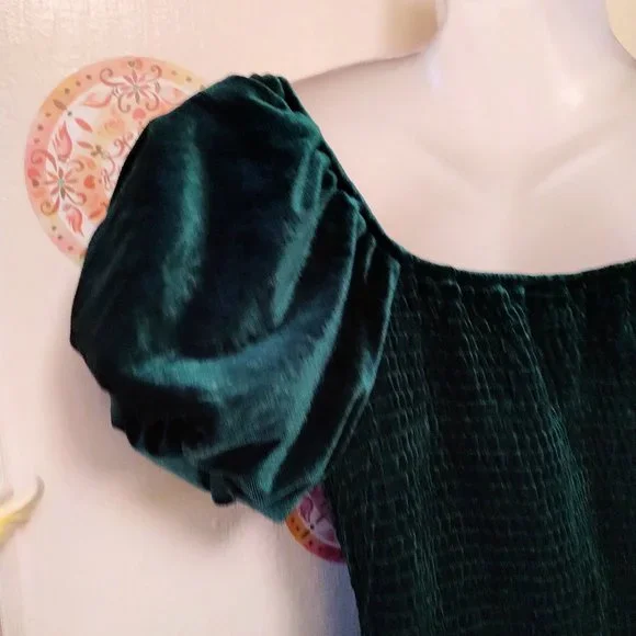 Simplee (L) Smocked Bodycon Off Shoulder Puff Short Sleeve Emerald Mermaid Dress - Picture 4 of 11